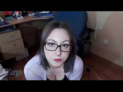 ❤️ မျက်မှန်တပ်ထားသော Sexy ကောင်မလေး Dildo ကို ကင်မရာတွင် နက်ရှိုင်းစွာ စုပ်သည်။ Super porn မှာ ငါတို့မှာ ﹏